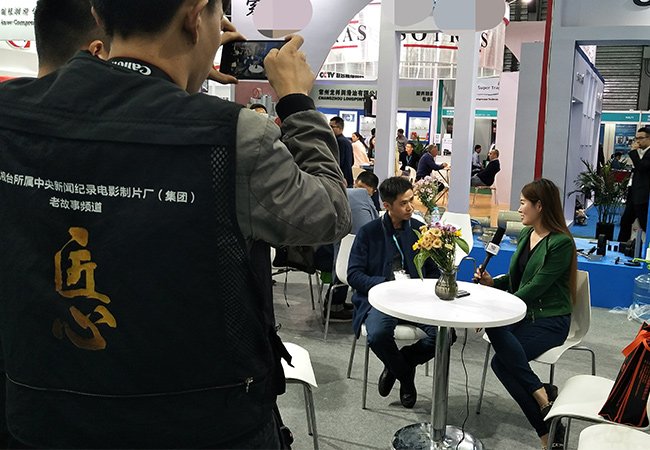 Airtight管道央視拍照.jpg