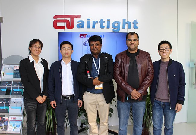 印尼客戶考察Airtight管道.jpg
